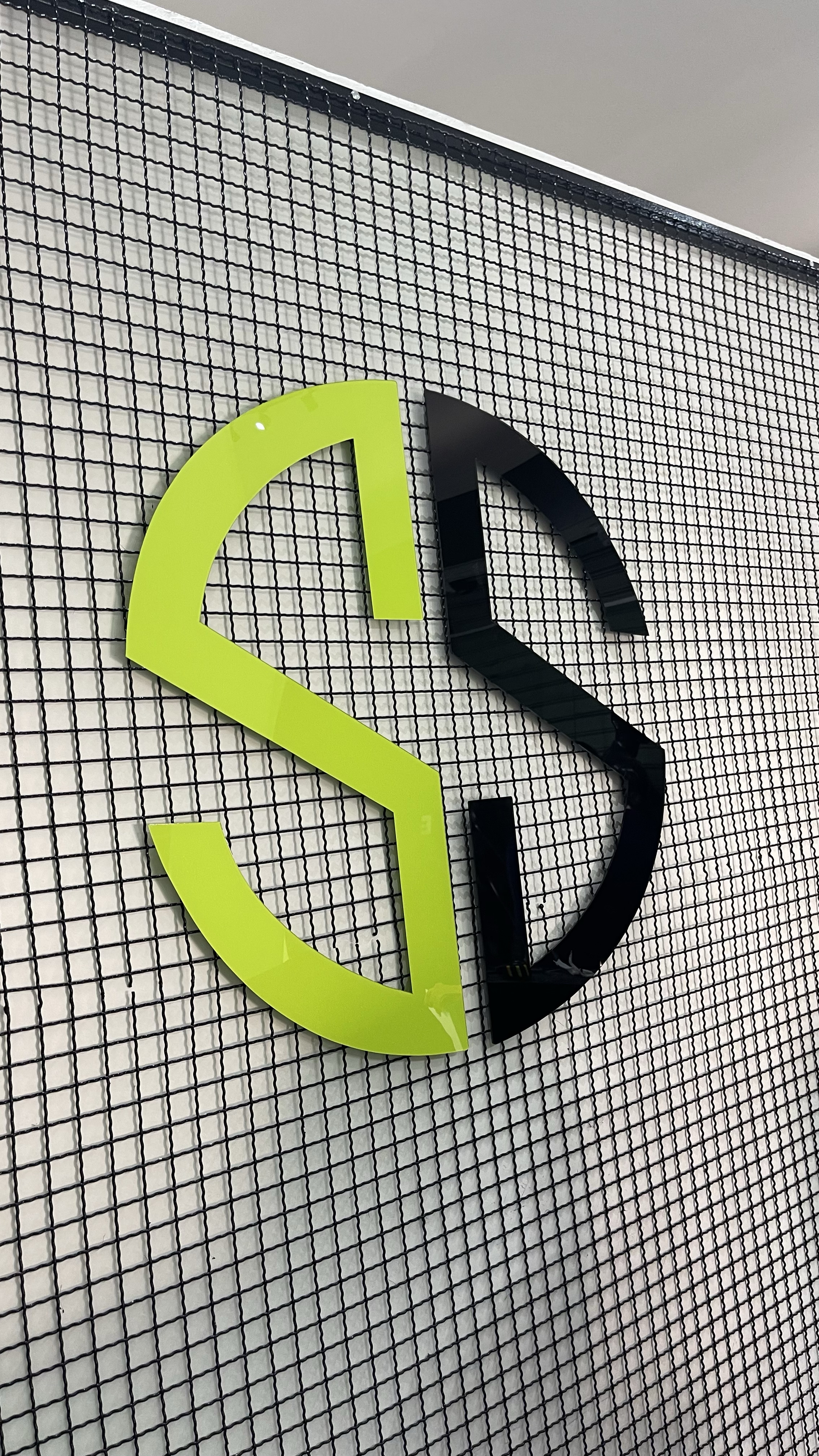 Logo em Acrílico Seven Style